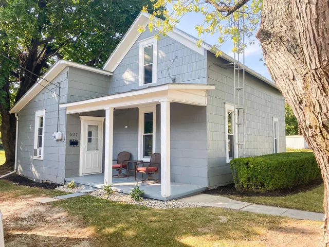$99,900 | 607 North Portland Street, Ridgeville, IN 47380