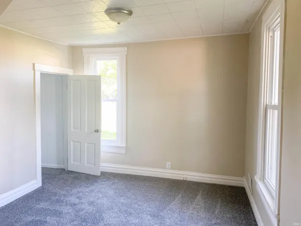 $82,000 | 607 North Portland Street, Ridgeville, IN 47380