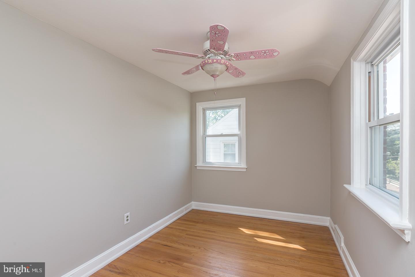 806 Earlington Road Havertown, PA 19083 - Photo 15 of 33