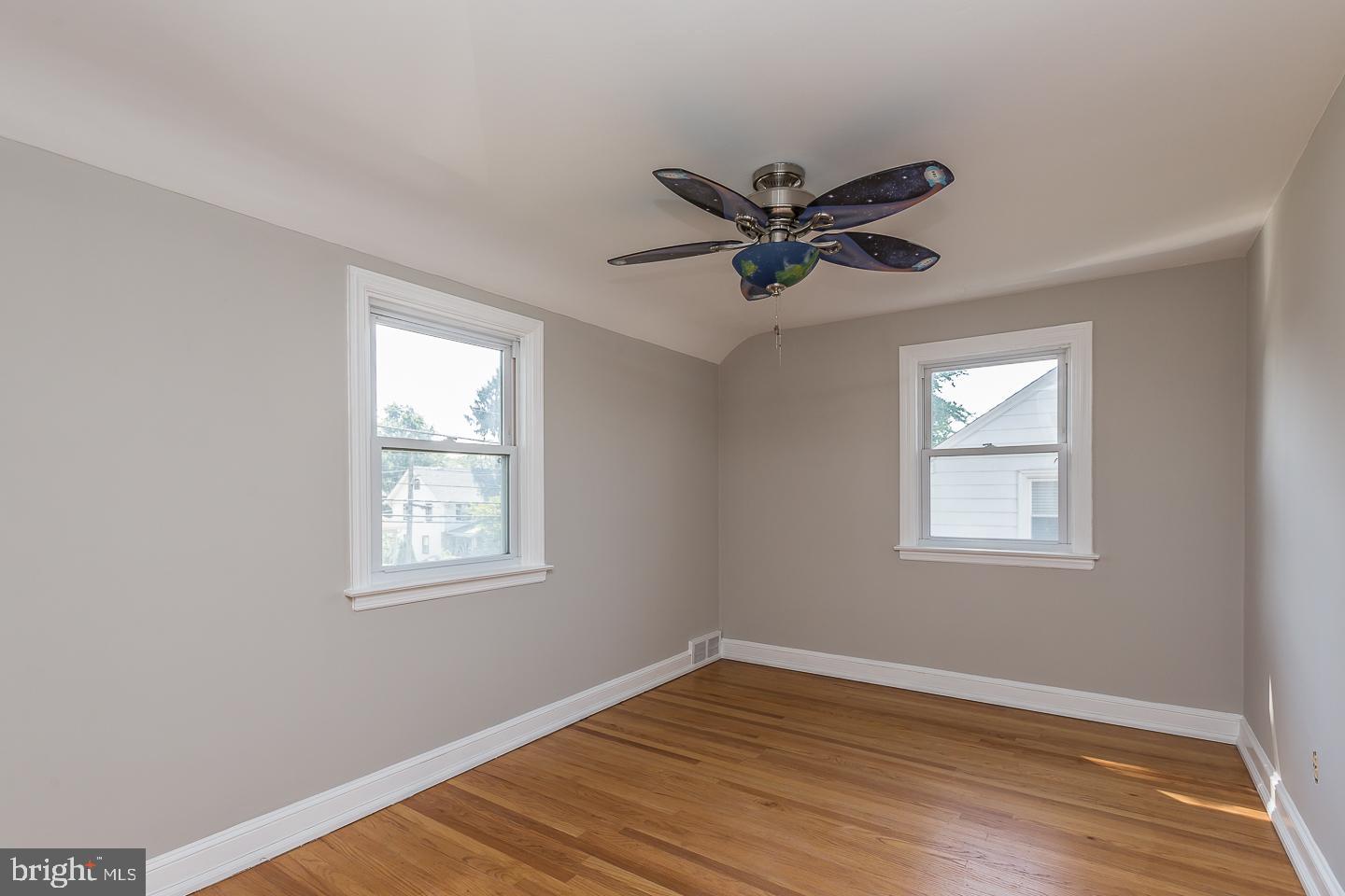 806 Earlington Road Havertown, PA 19083 - Photo 17 of 33