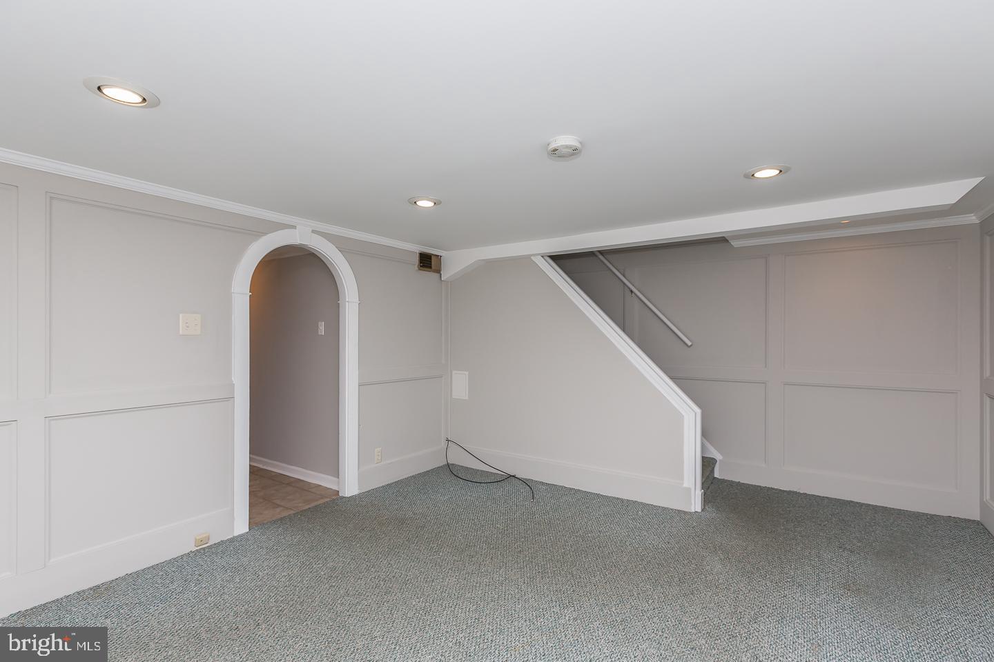 806 Earlington Road Havertown, PA 19083 - Photo 21 of 33