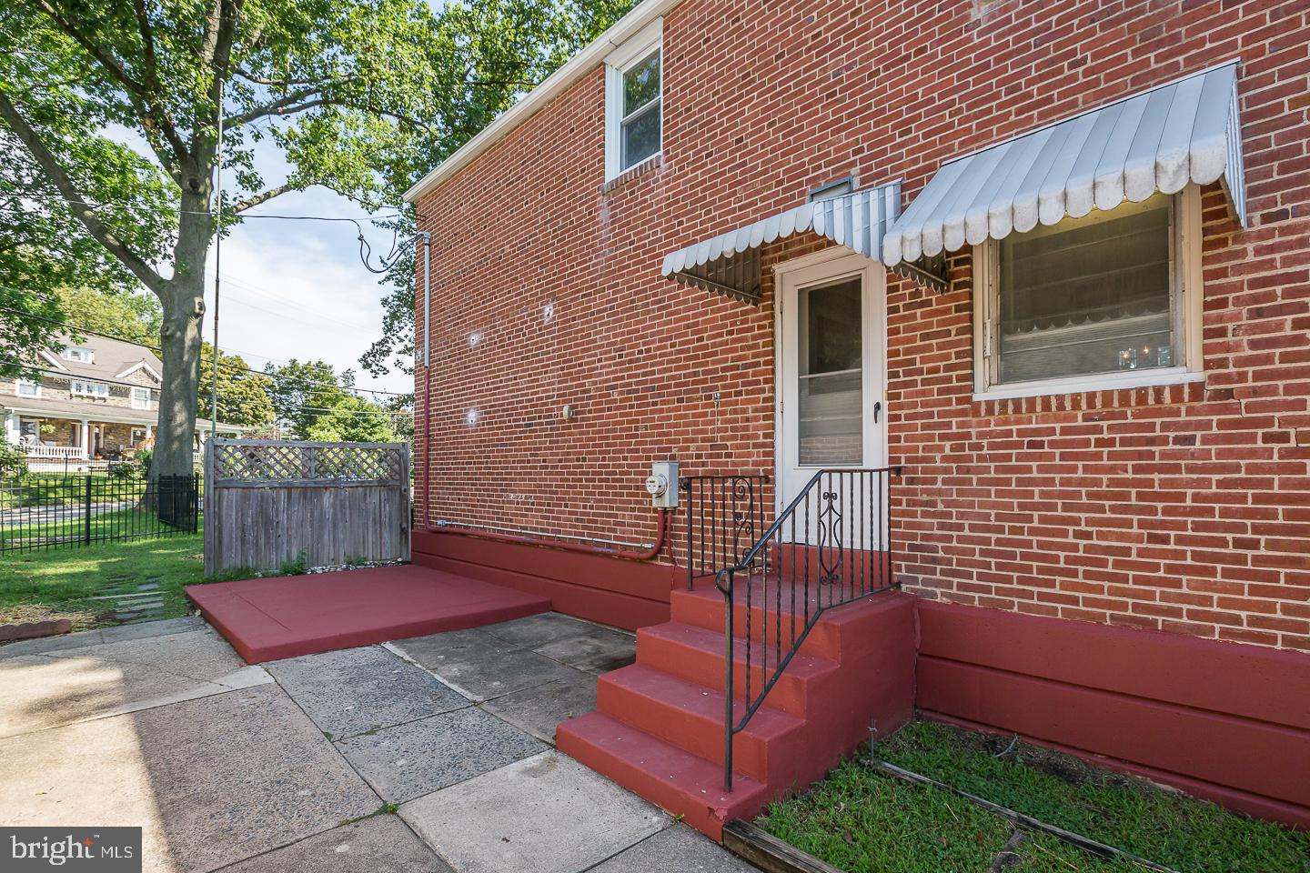 806 Earlington Road Havertown, PA 19083 - Photo 27 of 33
