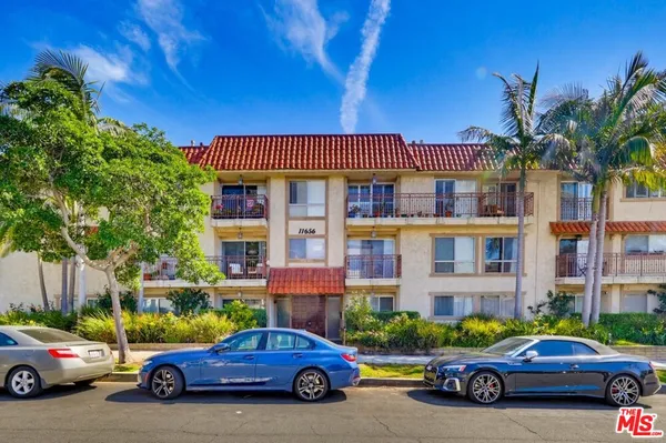 $585,000 | 11656 Montana Avenue, Unit 114, Los Angeles, CA 90049