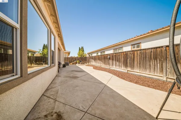 $849,950 | 7313 Bay Harbor Way, Discovery Bay, CA 94505