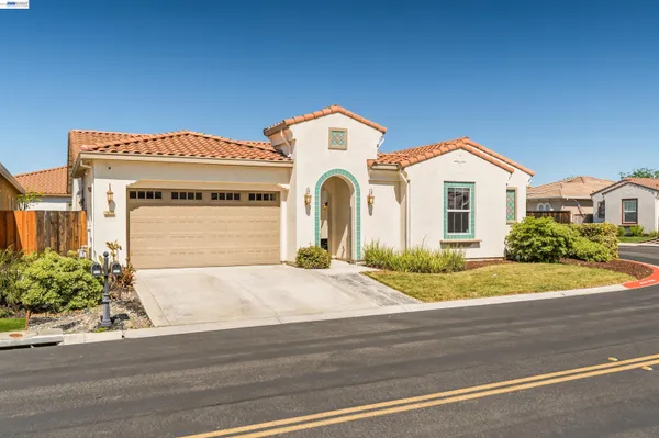 $849,950 | 7313 Bay Harbor Way, Discovery Bay, CA 94505