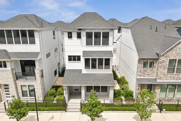 $725,000 | 518 Winners Circle, Rowlett, TX 75088