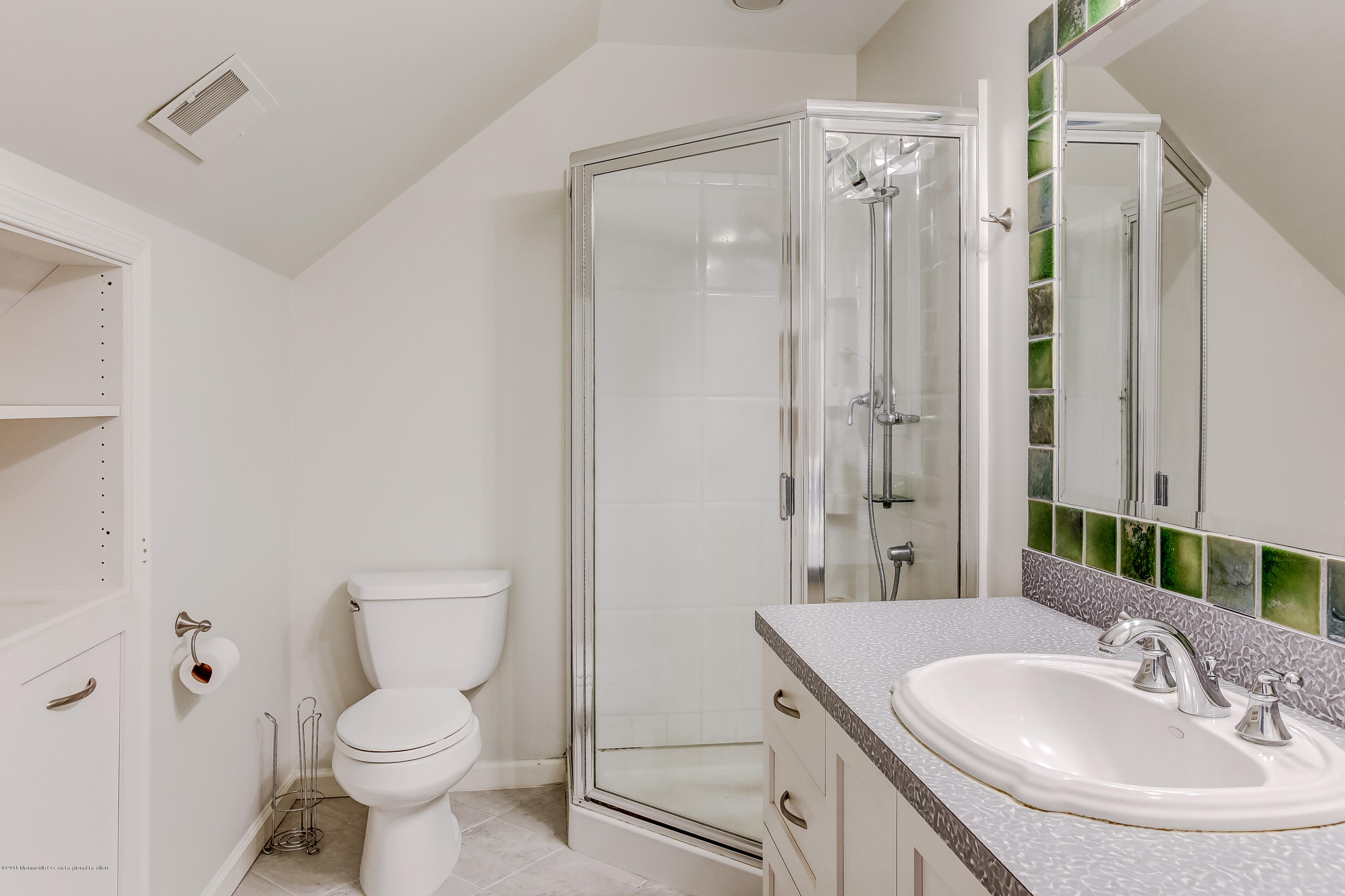 218 Red Hill Road Middletown, NJ 07748 - Photo 27 of 59 045_51704396