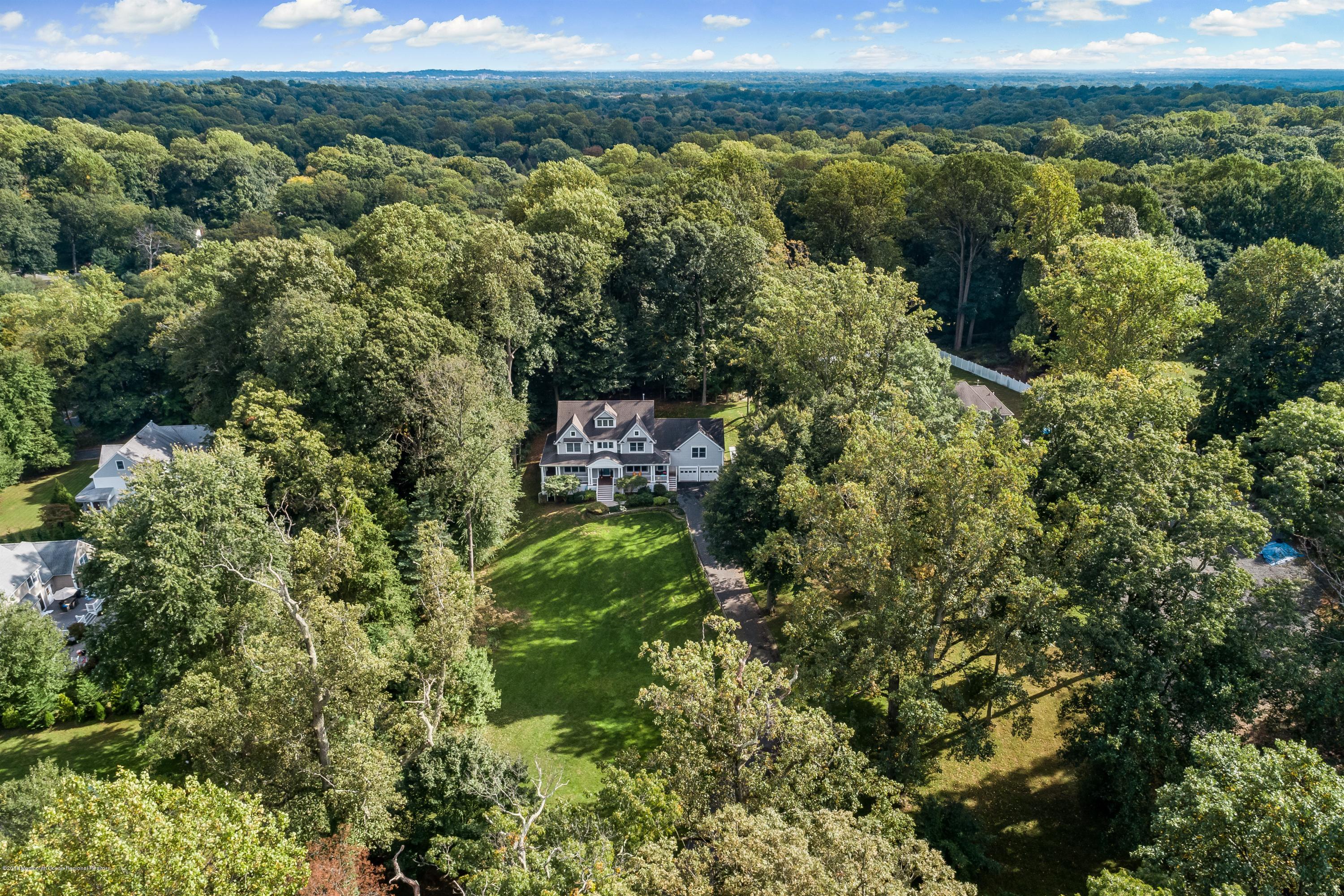 218 Red Hill Road Middletown, NJ 07748 - Photo 5 of 59 009_51696605