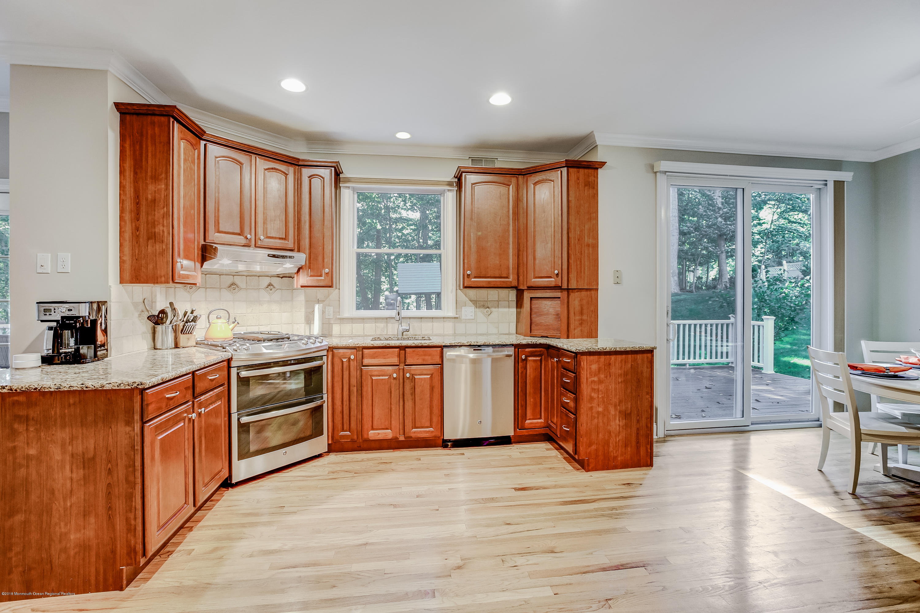218 Red Hill Road Middletown, NJ 07748 - Photo 8 of 59 031_51704380