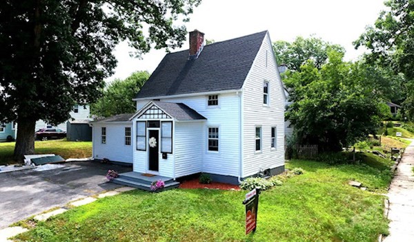 29 Heroult Road Worcester, MA 01606 - Photo 2 of 27 Gallery Image 2