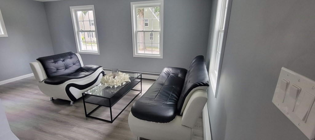 29 Heroult Road Worcester, MA 01606 - Photo 9 of 27 Gallery Image 9