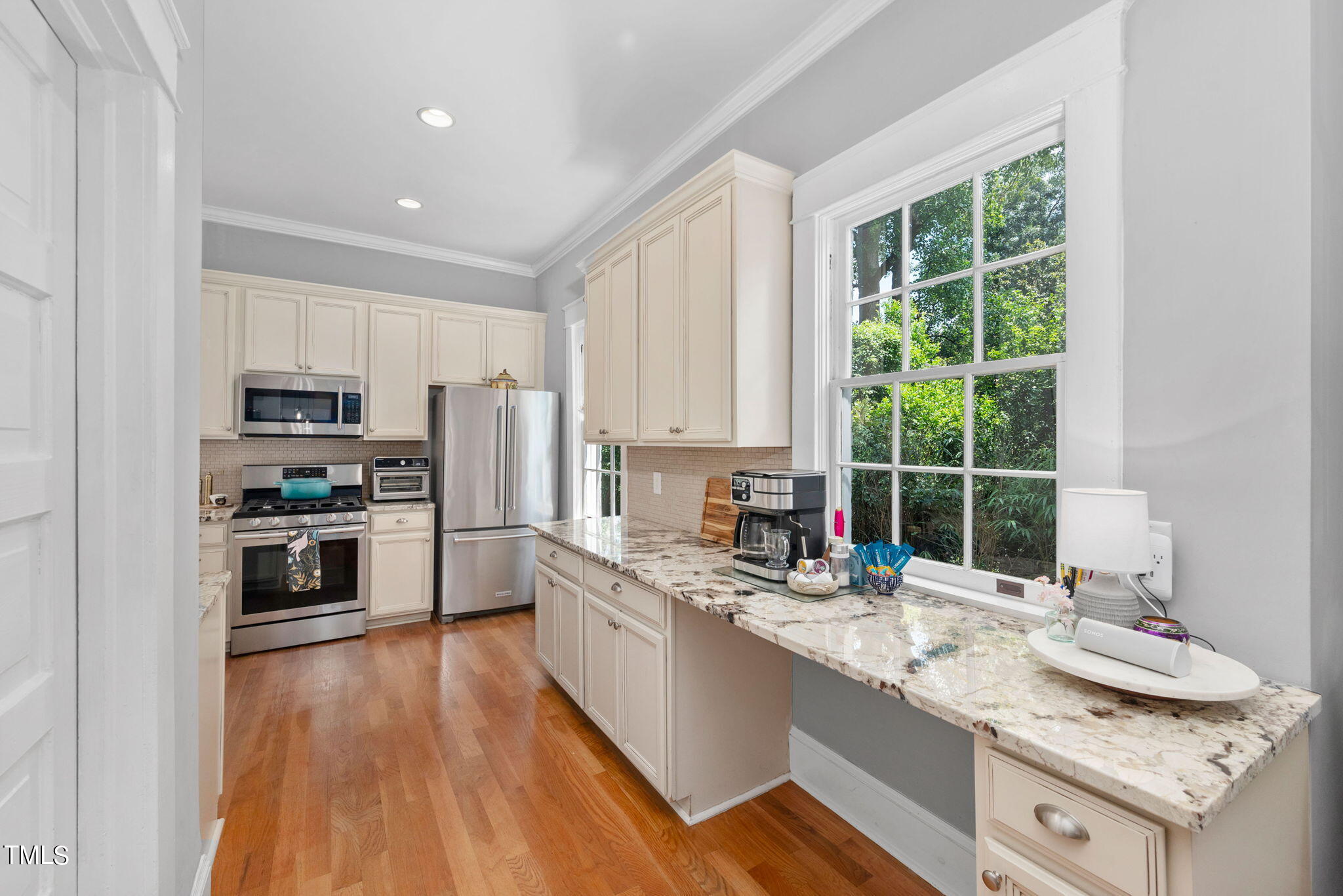 516 Cleveland Street Raleigh, NC 27605 - Photo 14 of 68 38-web-or-mls-516-cleveland-st