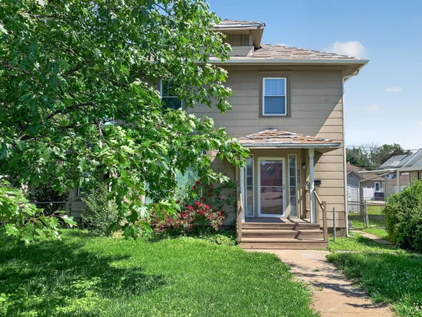 $179,900 | 2040 Ave A, Council Bluffs, IA 51501