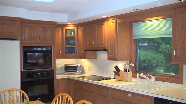 29 Corey Road Malden, MA 02148 - Photo 8 of 30 Gallery Image 8