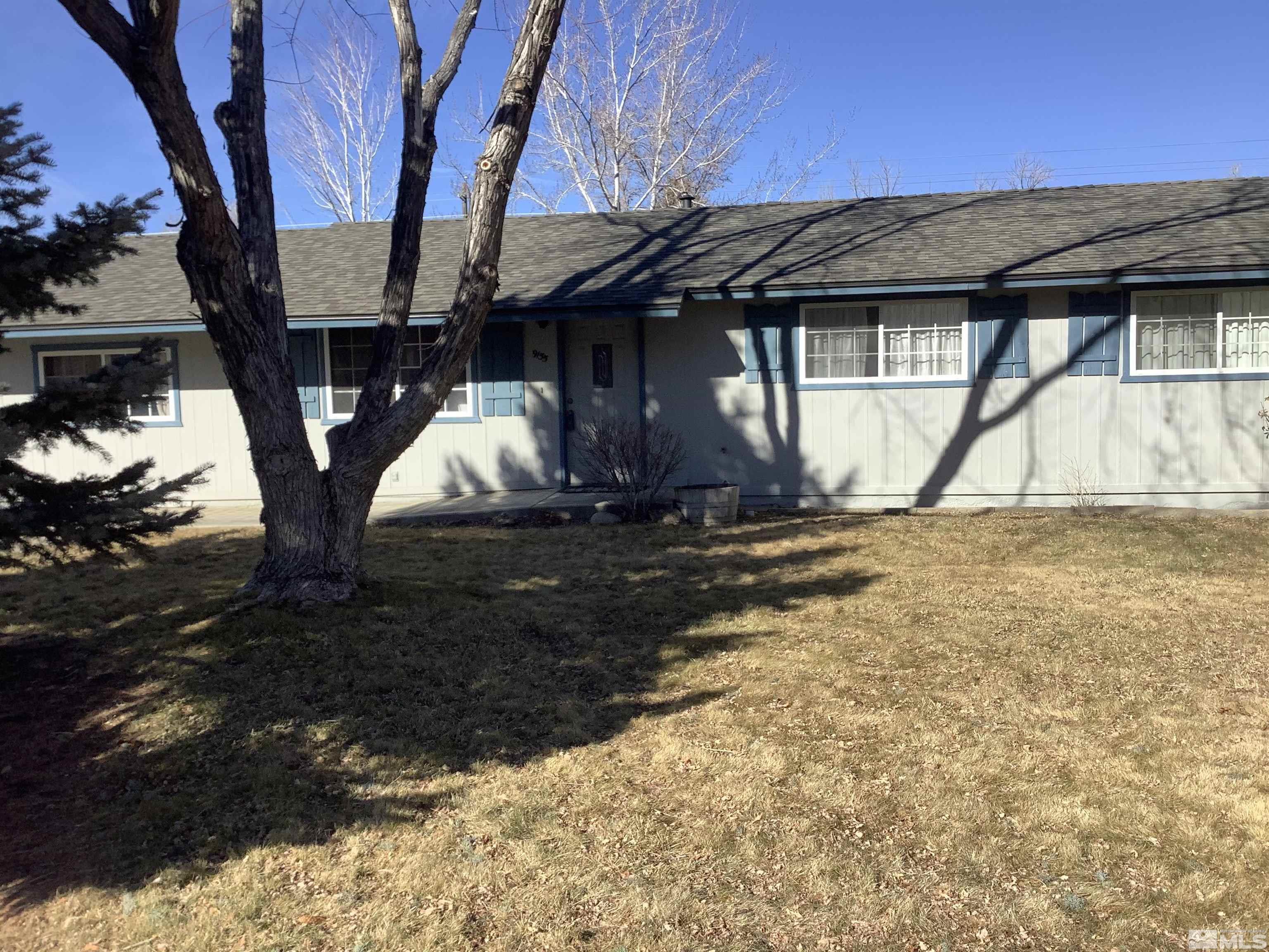 9155 Fremont Way Reno, NV 89506 - Photo 3 of 23 Photo 3