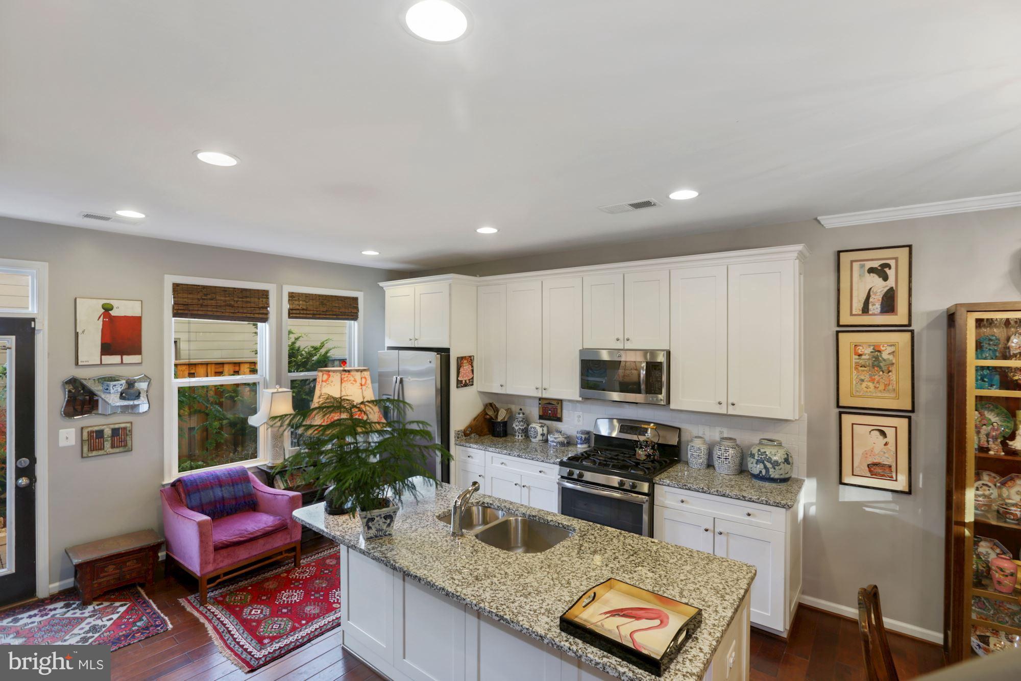 8945 Quarry Road Manassas, VA 20110 - Photo 3 of 29 Gallery Image 3