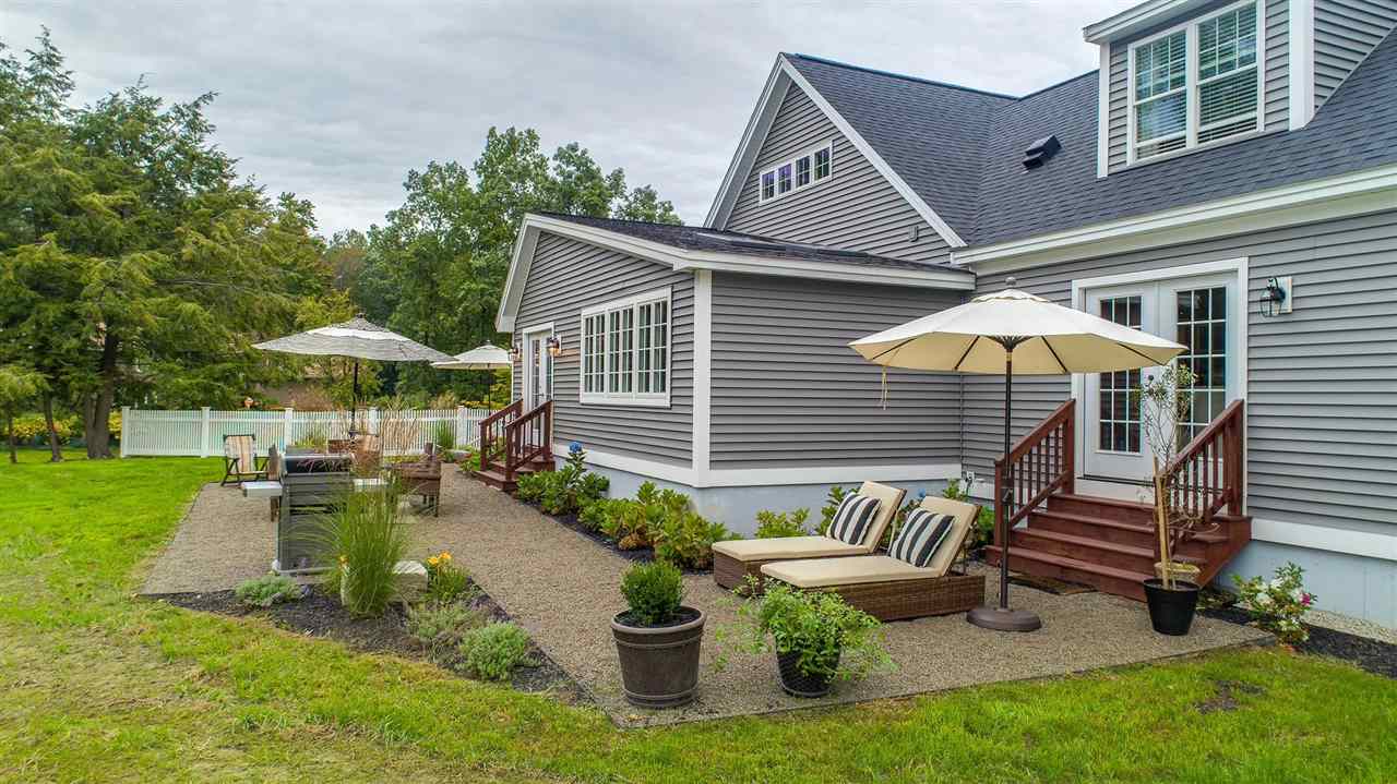 27 Woodvue Road Windham, NH 03087 - Photo 7 of 38