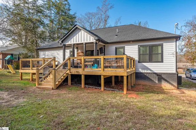 $295,000 | 209 Missallie Drive, Clinton, SC 29325