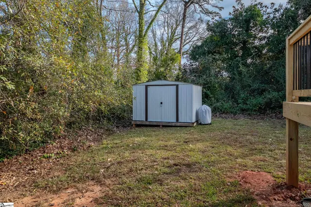 $295,000 | 209 Missallie Drive, Clinton, SC 29325