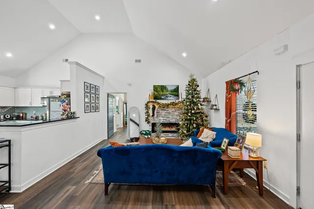 $295,000 | 209 Missallie Drive, Clinton, SC 29325