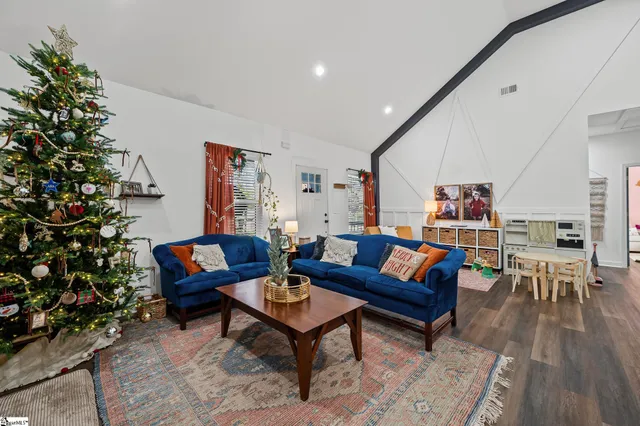 $295,000 | 209 Missallie Drive, Clinton, SC 29325