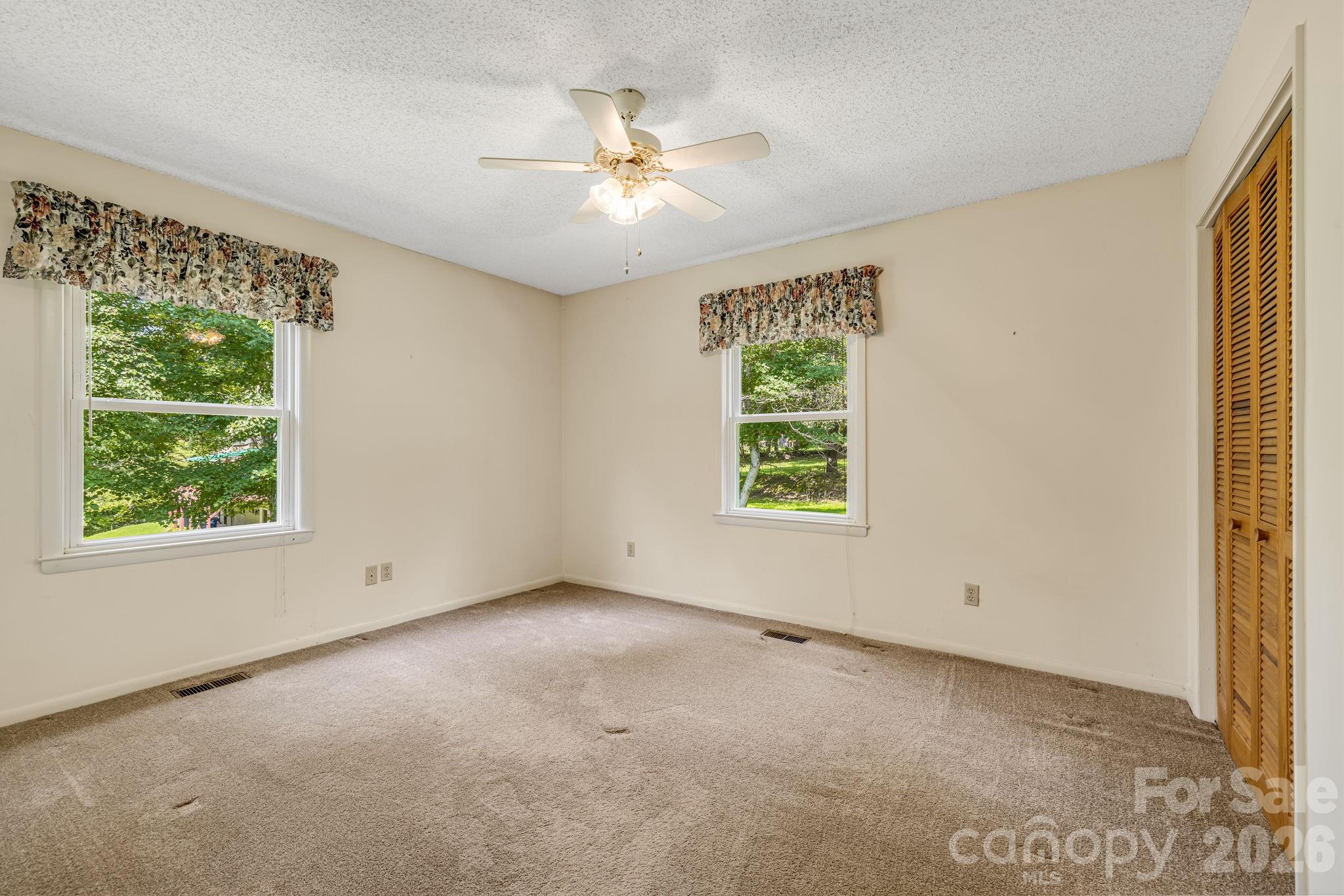 11 East Ridgeway Road Weaverville, NC 28787 - Photo 24 of 48 Gallery Image 24
