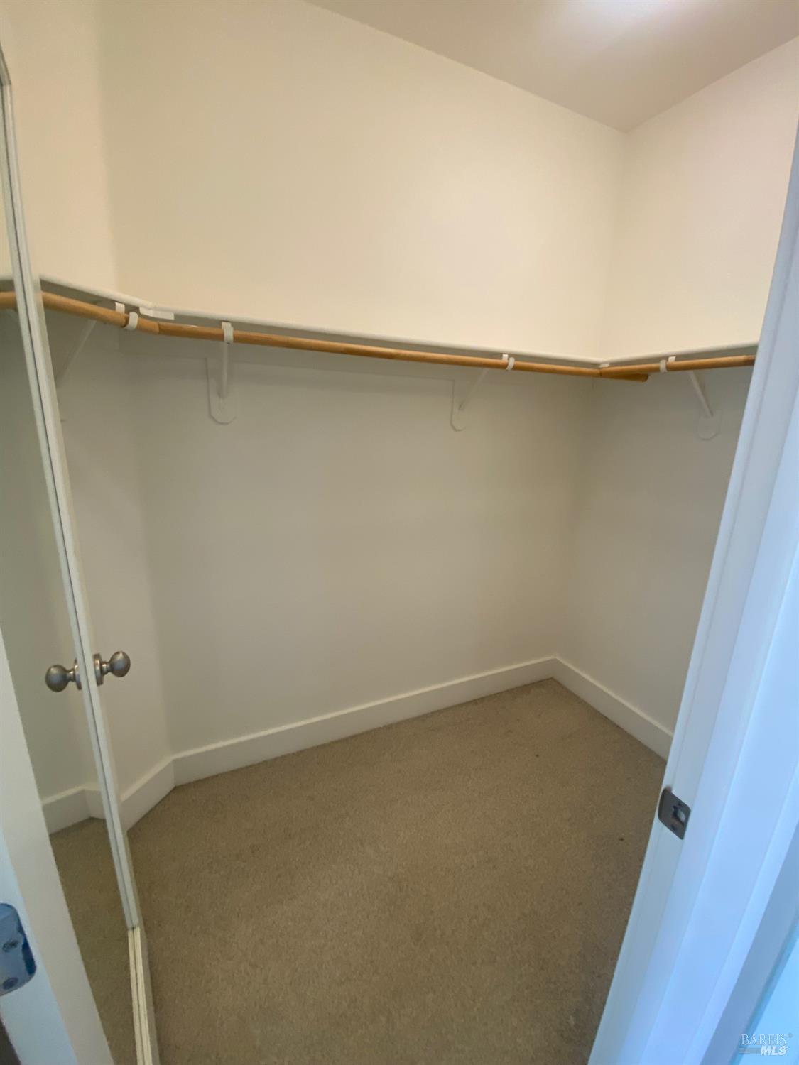 211 Pear Court San Rafael, CA 94903 - Photo 8 of 10