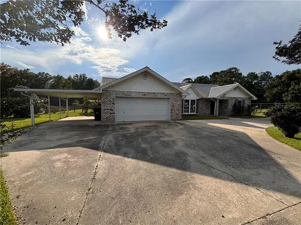 $500,000 | 48087-48091 Galafaro Road, Tickfaw, LA 70466