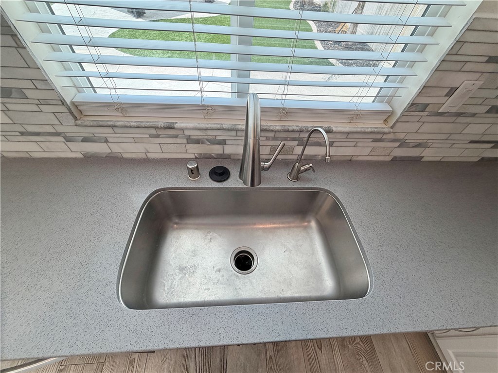 20885 Barn Road Riverside, CA 92507 - Photo 15 of 67