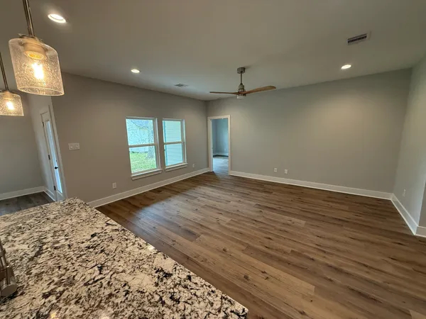 $324,000 | 3315 Colorado Avenue, Dickinson, TX 77539