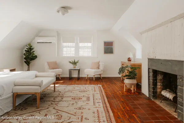 $1,395,000 | 114 Dutchtown Road, Saugerties, NY 12477