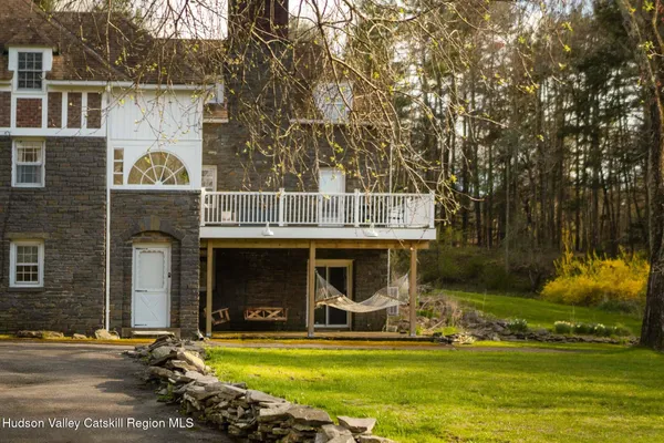 $1,395,000 | 114 Dutchtown Road, Saugerties, NY 12477