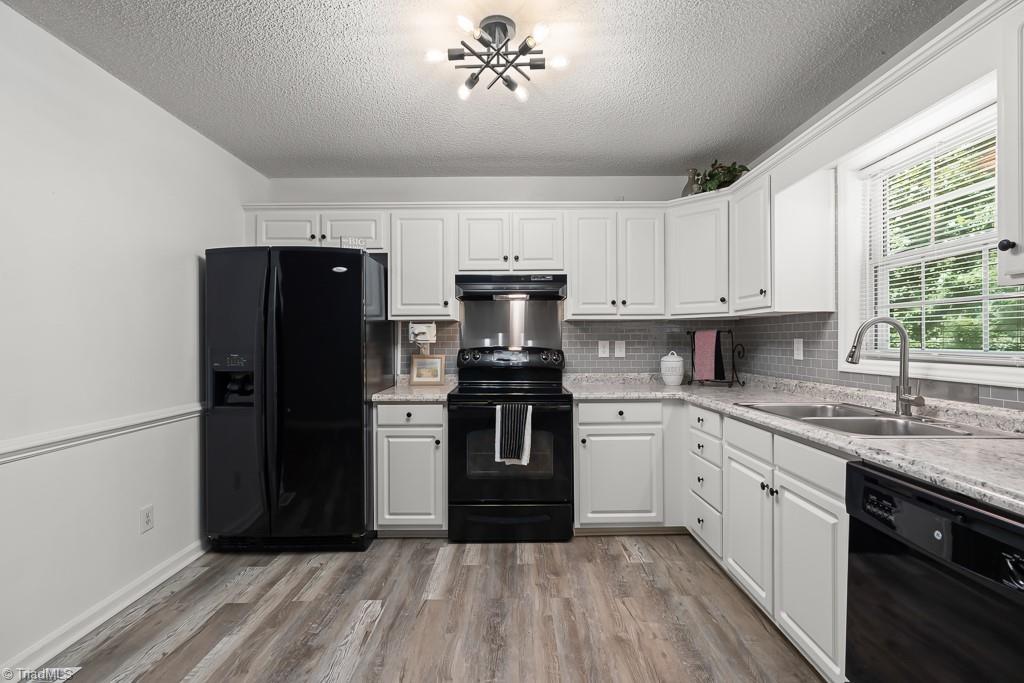 2891 Hunt Ridge Court Trinity, NC 27370 - Photo 6 of 32