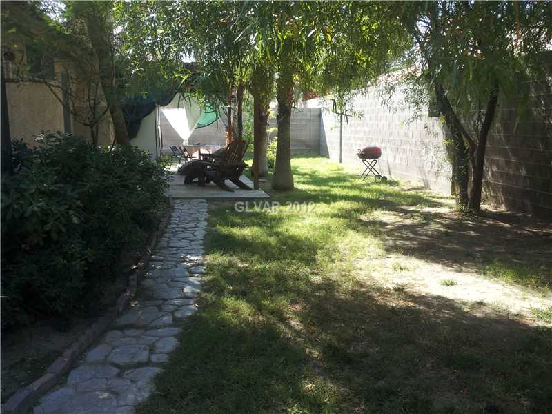 1434 Heather Ridge Road North Las Vegas, NV 89031 - Photo 22 of 24 Yard/Garden.