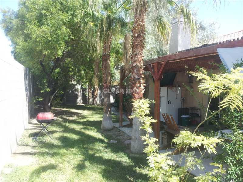 1434 Heather Ridge Road North Las Vegas, NV 89031 - Photo 23 of 24 Yard/Garden.