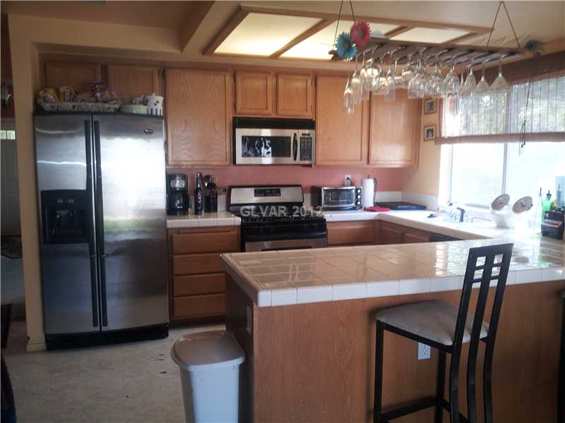 1434 Heather Ridge Road North Las Vegas, NV 89031 - Photo 7 of 24 Kitchen.