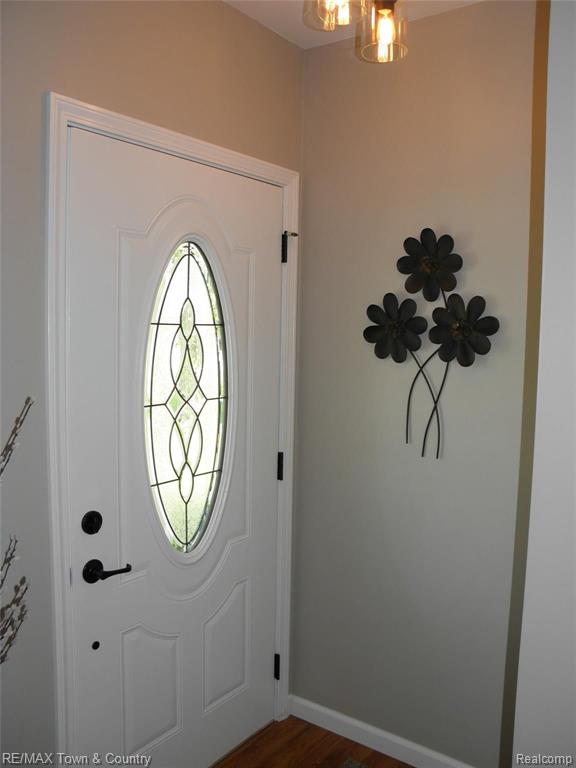 10361 Coldwater Road Flushing, MI 48433 - Photo 9 of 66