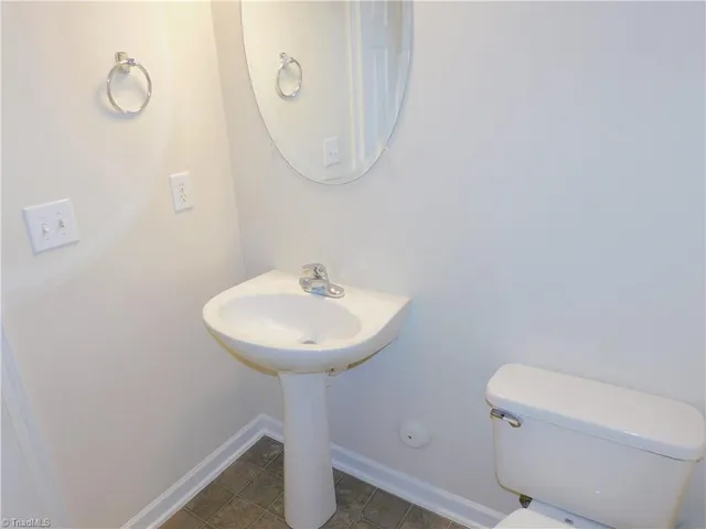 $2,095 | 4706 Ridgefall Road, Greensboro, NC 27410