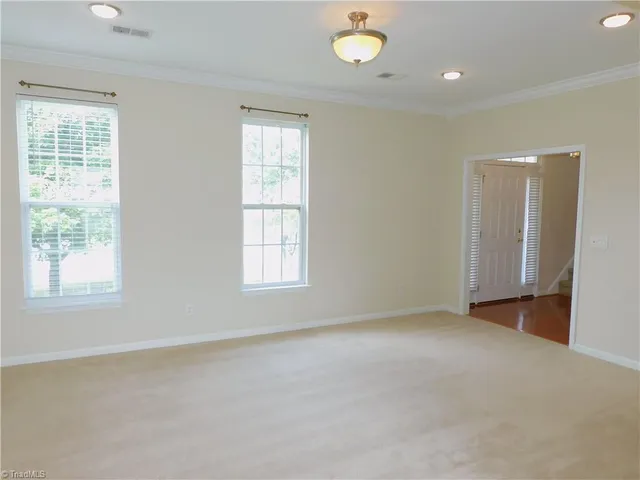 $2,095 | 4706 Ridgefall Road, Greensboro, NC 27410