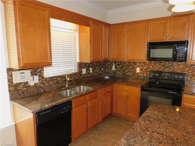 $2,095 | 4706 Ridgefall Road, Greensboro, NC 27410