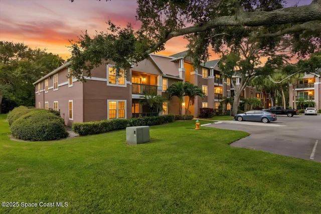 $1,650 | 7667 North Wickham Road, Unit 118, Melbourne, FL 32940