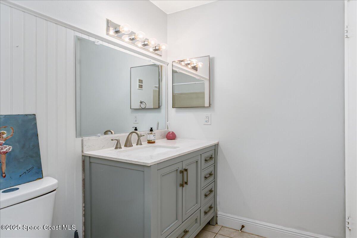7667 North Wickham Road, Unit 118 Melbourne, FL 32940 - Photo 13 of 23 a utility room with dryer and washer