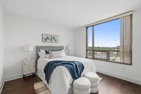 $749,000 | 300 Bowie Street, Unit 1101, Austin, TX 78703