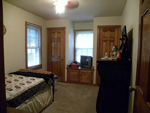 60 West Roberts Road Indianapolis, IN 46217 - Photo 12 of 15 Gallery Image 12