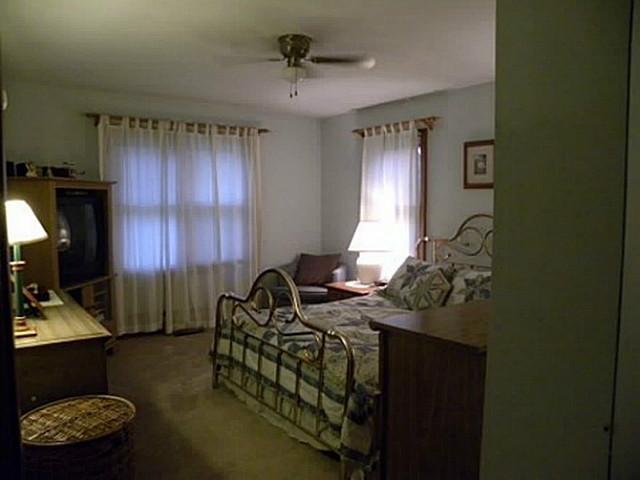 60 West Roberts Road Indianapolis, IN 46217 - Photo 10 of 15 Gallery Image 10
