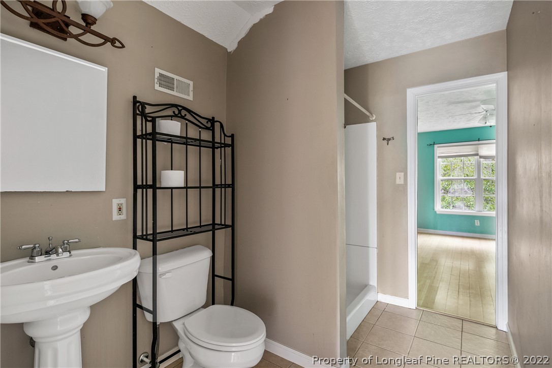 301 Finch Road Fayetteville, NC 28306 - Photo 41 of 49 Gallery Image 41