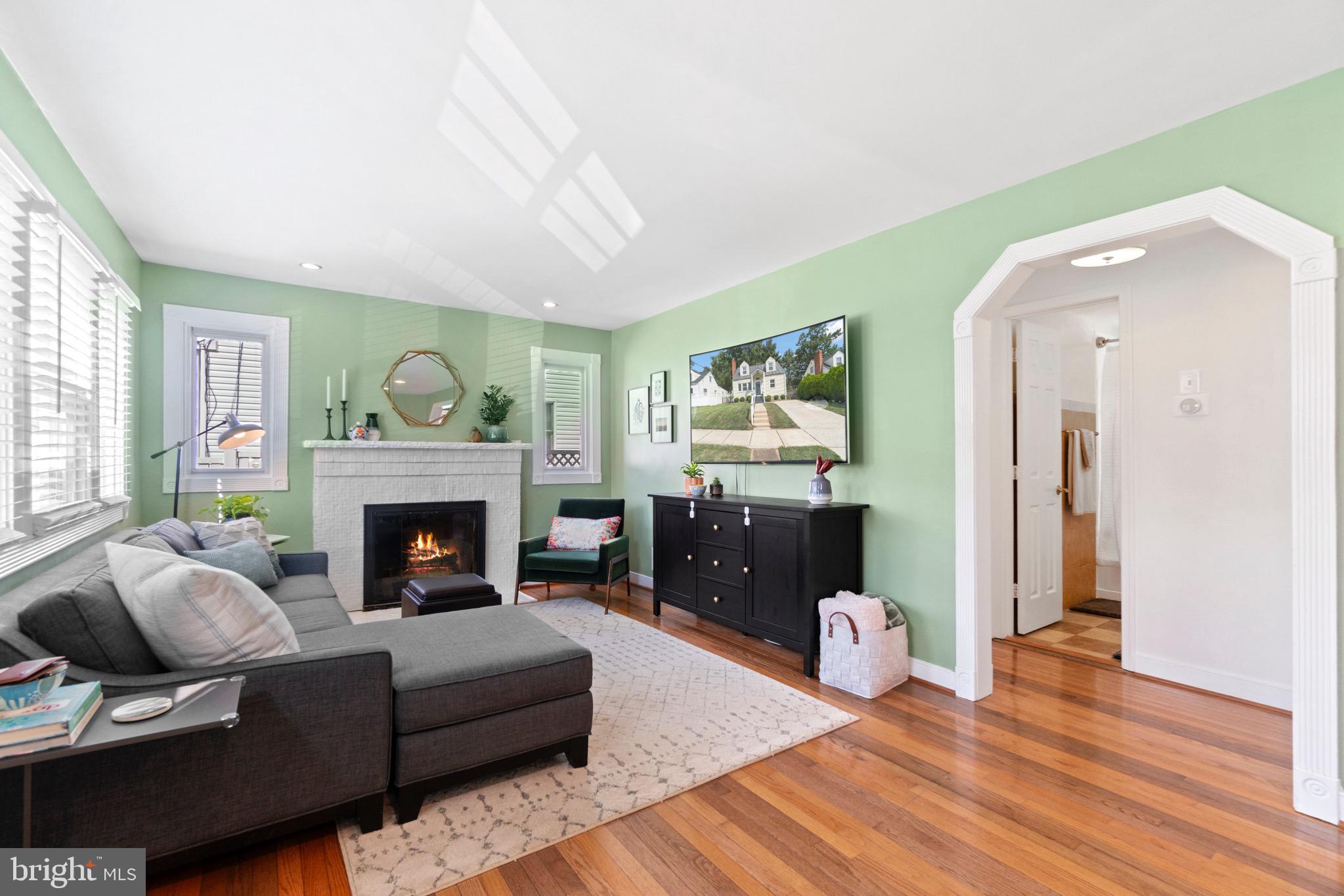 3409 Nimitz Road Kensington, MD 20895 - Photo 2 of 19 Gallery Image 2