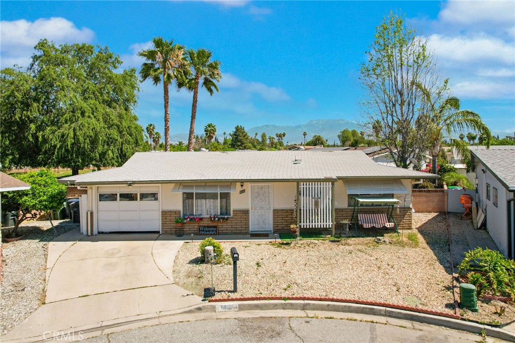 860 Felipe Place Hemet, CA 92543 - Photo 31 of 38