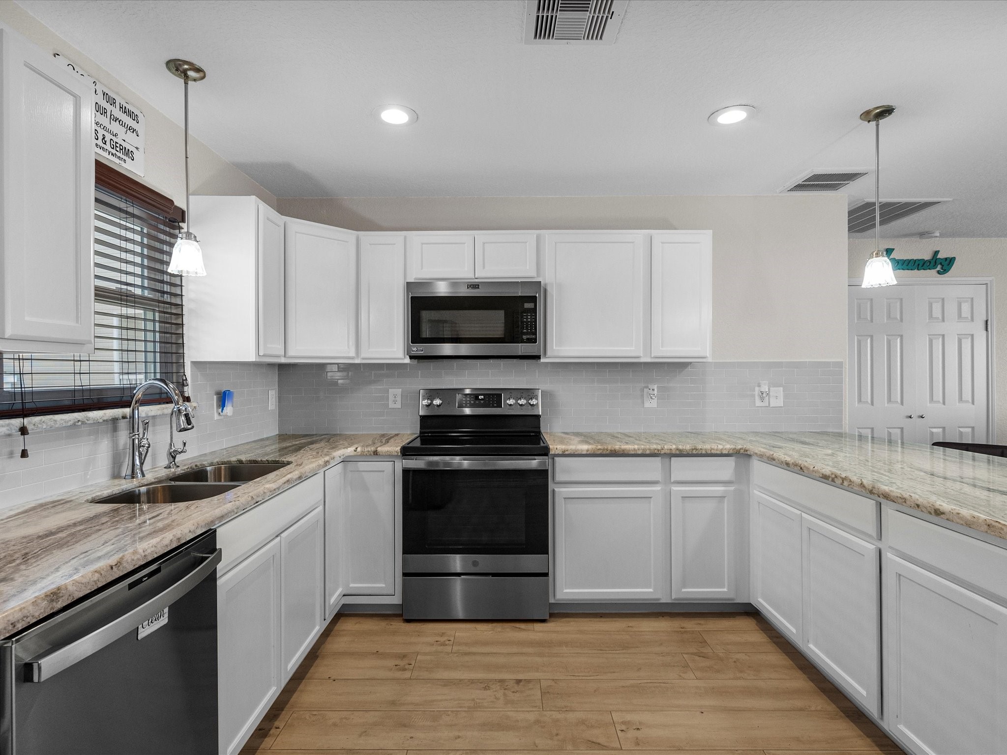 85 Santar Loop Surfside Beach, TX 77541 - Photo 21 of 37 Gallery Image 21