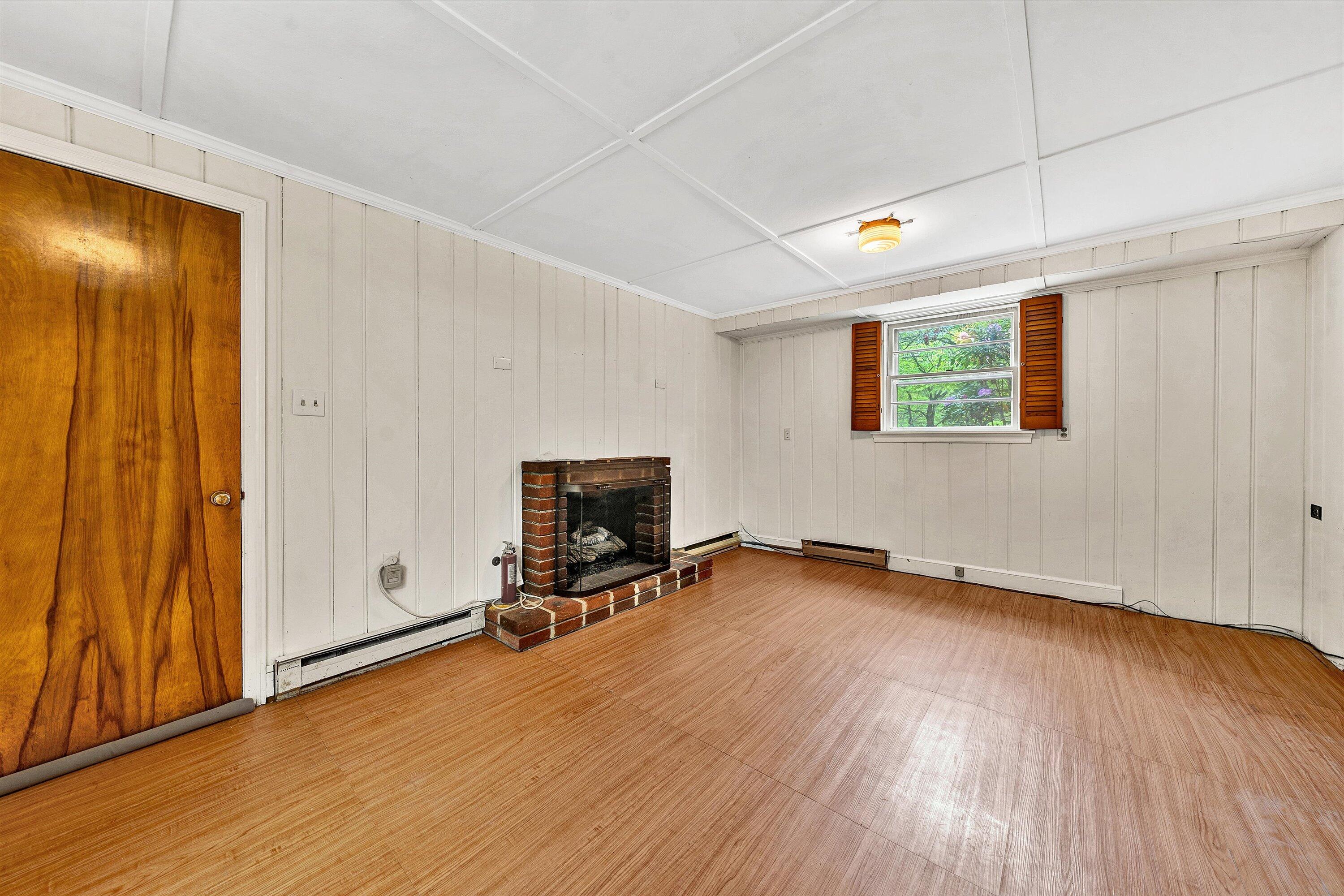 3604 Pinevale Road Roanoke, VA 24018 - Photo 22 of 36 23-043020240020